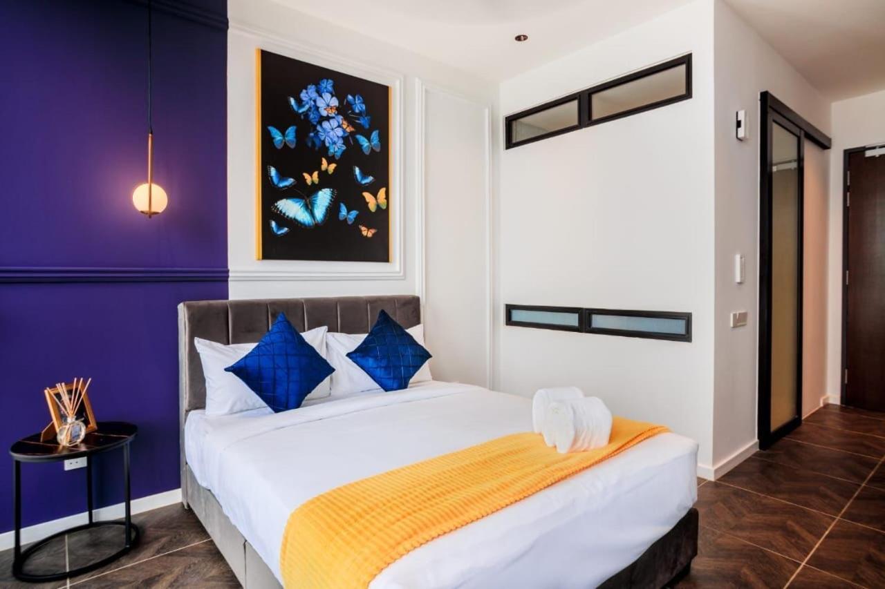 Scarletz Suites Klcc By Gc Luxury Suites Куала Лумпур Екстериор снимка